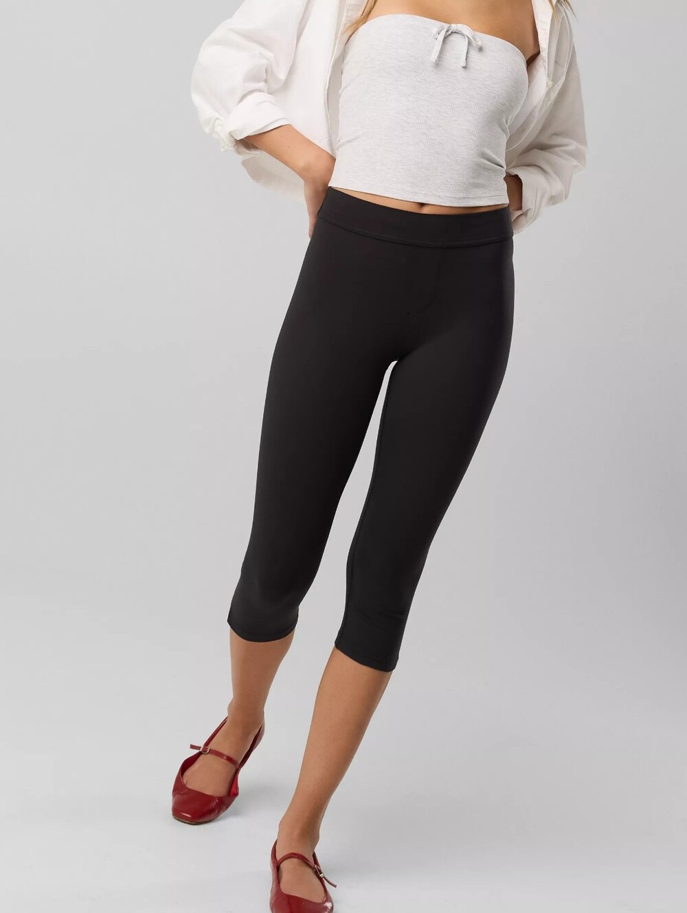 OFFLINE By Aerie The Hugger Capri - True Black